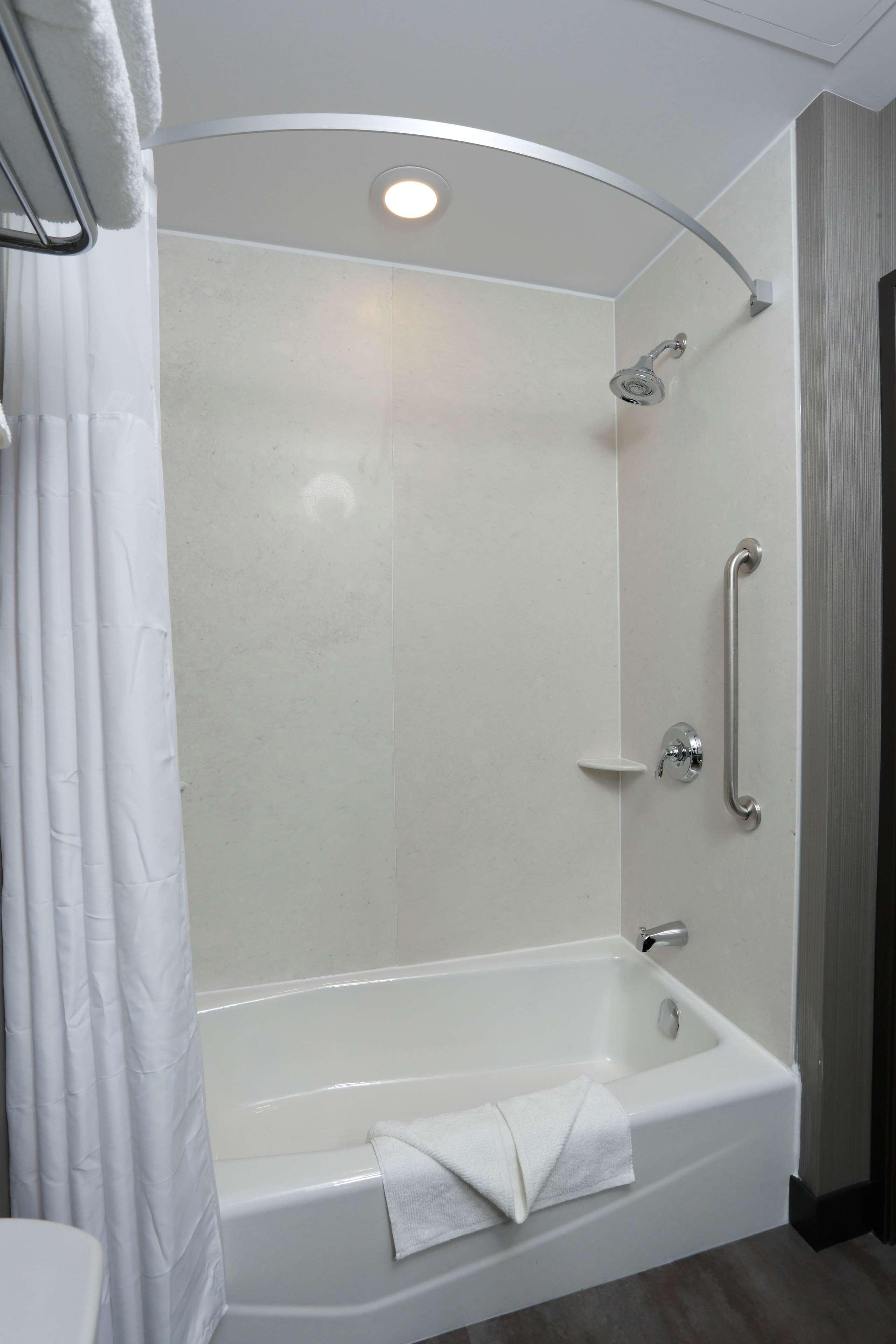 Best Western Plus East Side Саскатун Екстериор снимка