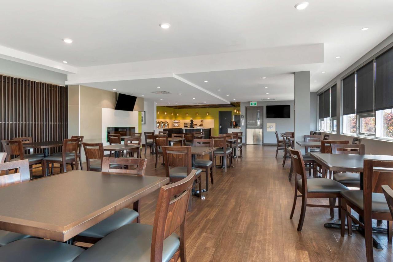 Best Western Plus East Side Саскатун Екстериор снимка
