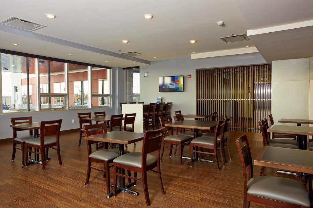 Best Western Plus East Side Саскатун Екстериор снимка
